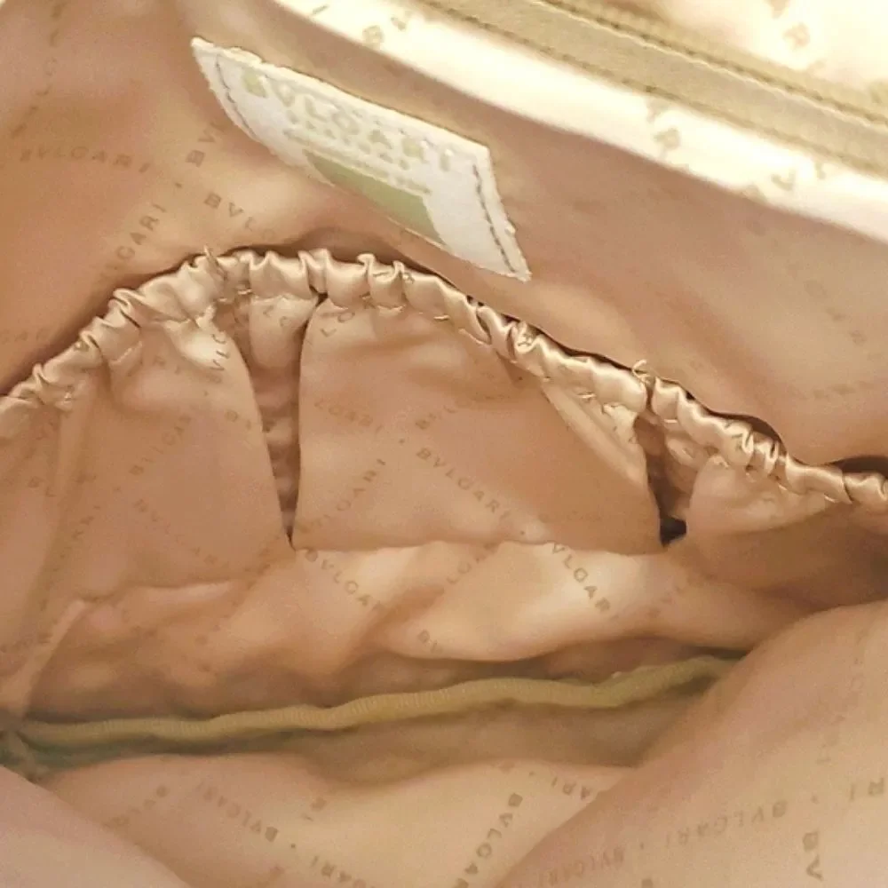 Bvlgari Emirates tan cosmetic bag